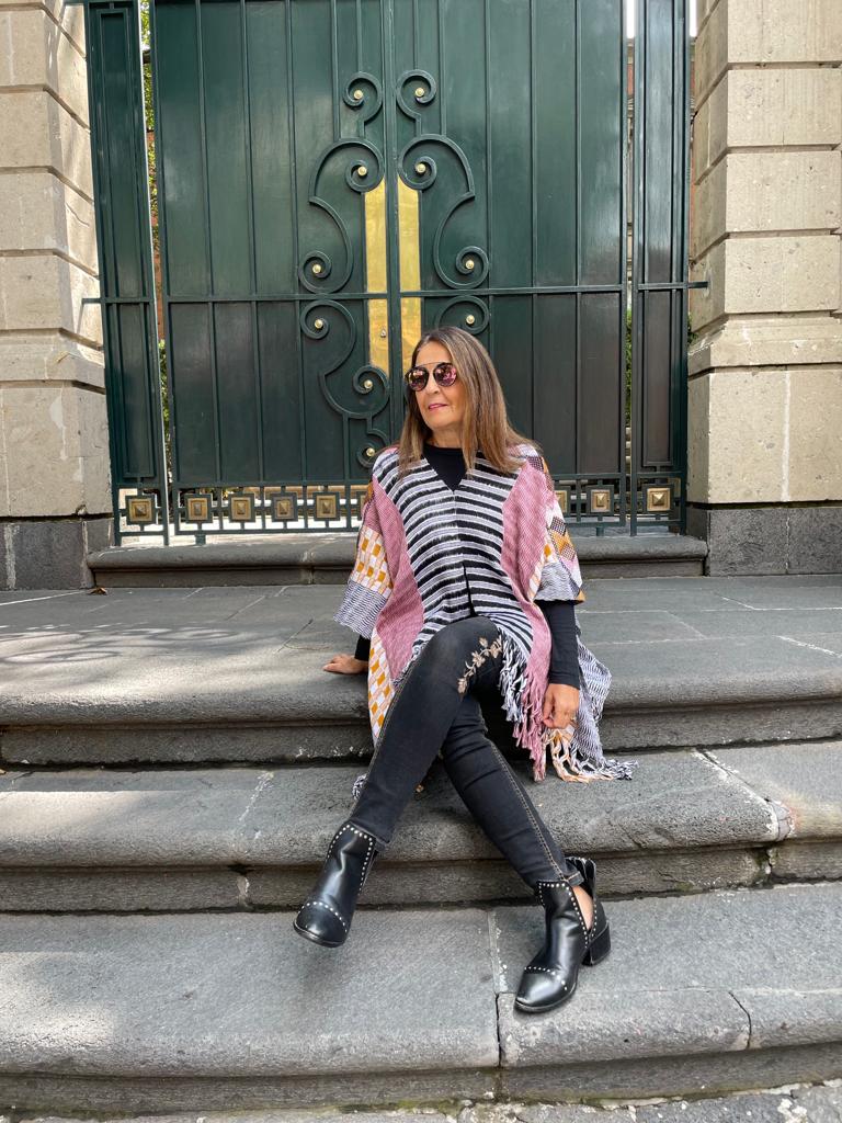 Blusa/Poncho Luum Abierto
