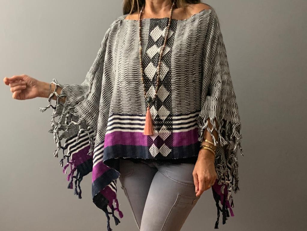Blusa/Poncho Luum