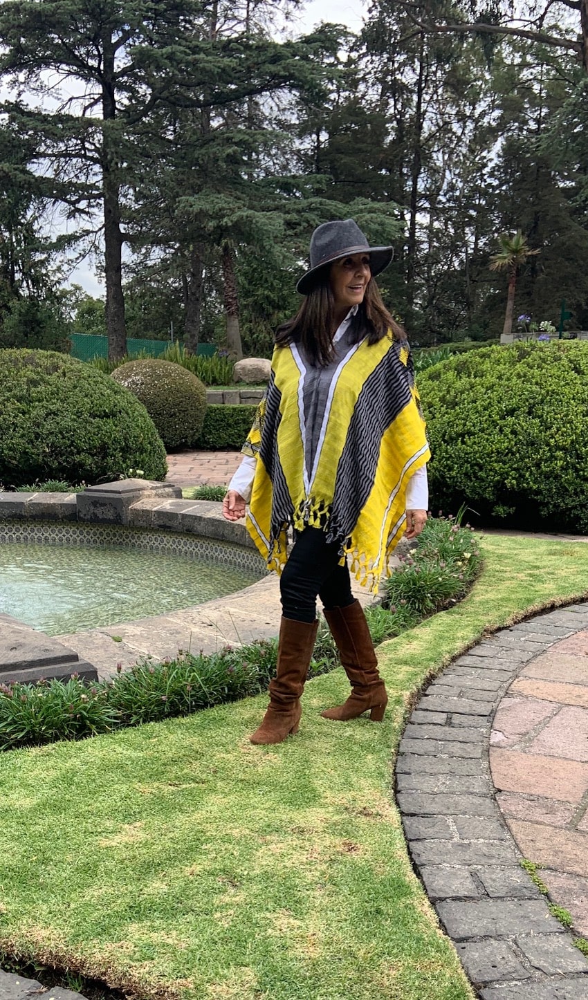 Blusa/Poncho Luum