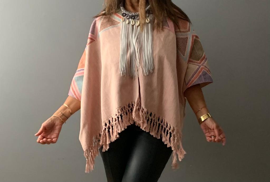Poncho Takesi