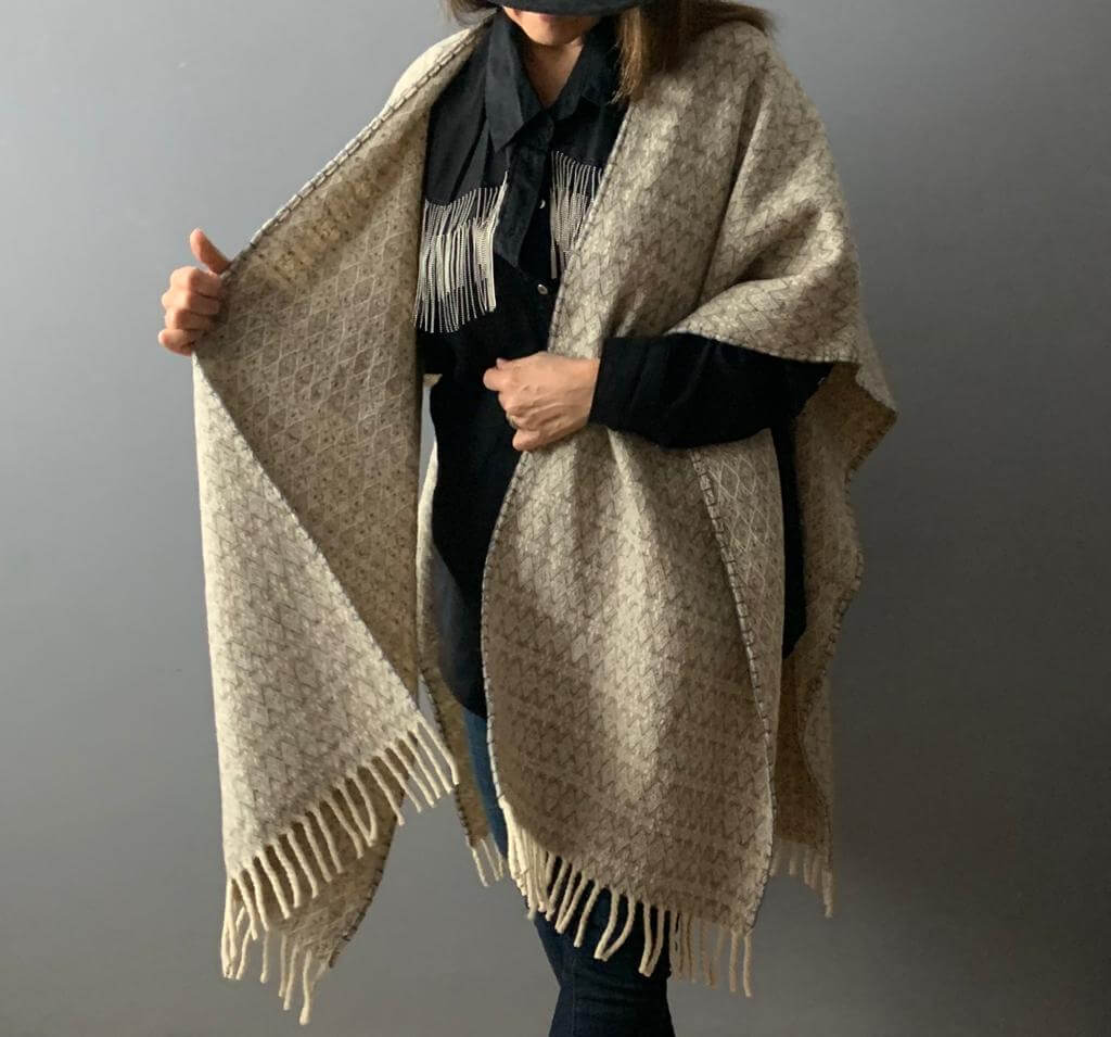 Ruana con Diseño