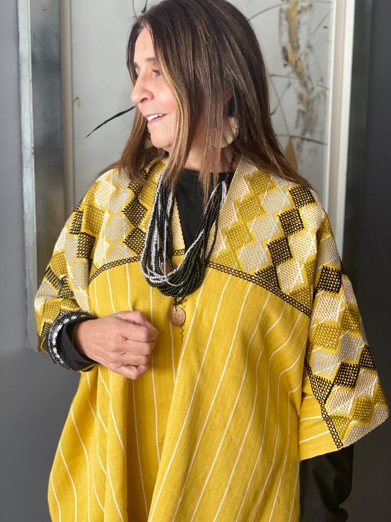 Poncho Yaxha Rombos