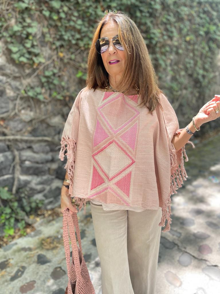 Poncho Takesi