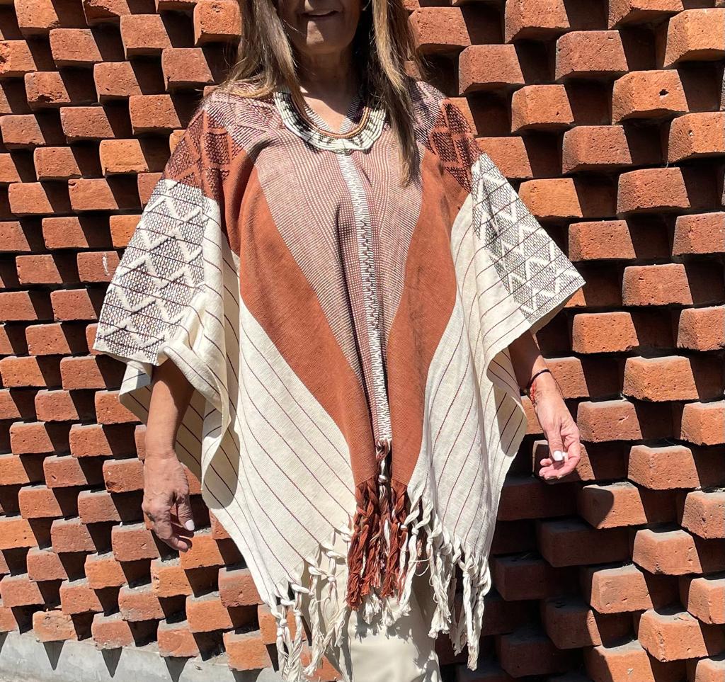 Poncho Yaxha Metálico