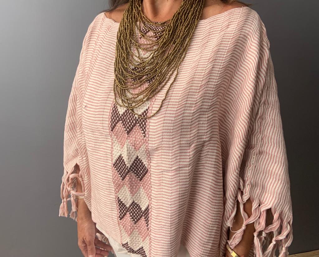 Blusa/Poncho Luum