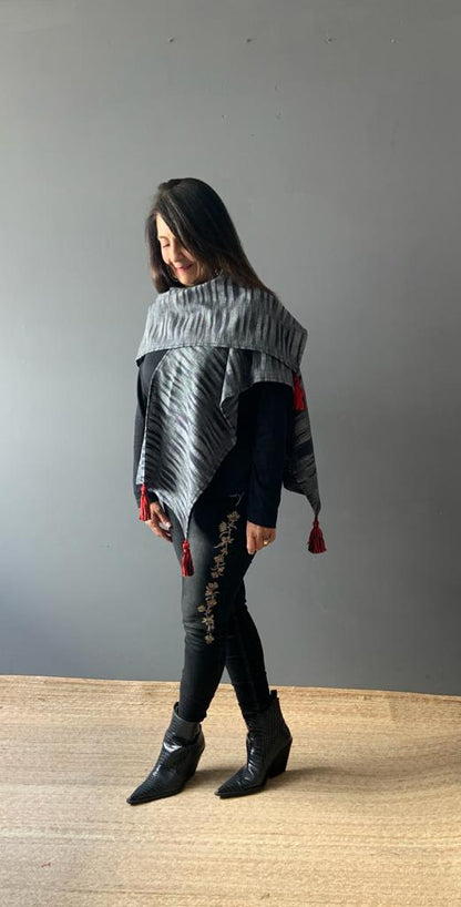 Ruana Corta Zaac ikat