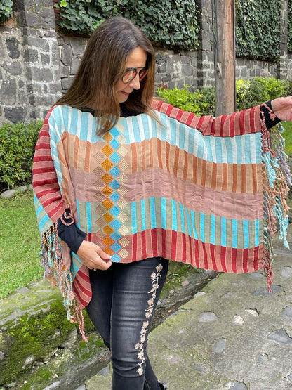 Blusa/Poncho Luum