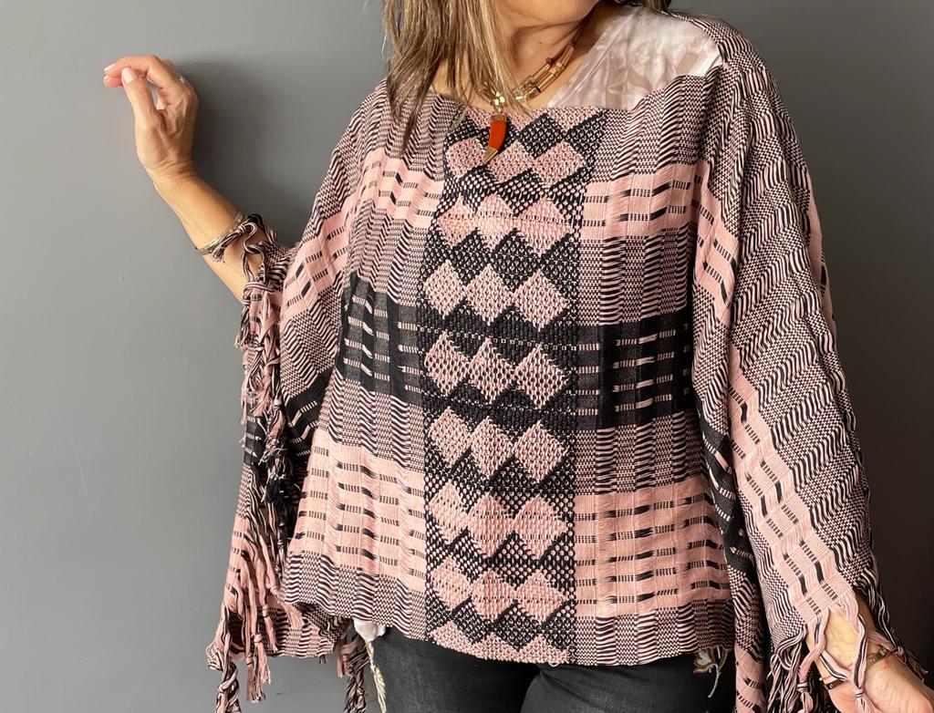 Blusa/Poncho Luum