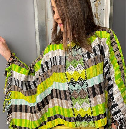 Blusa/Poncho Luum