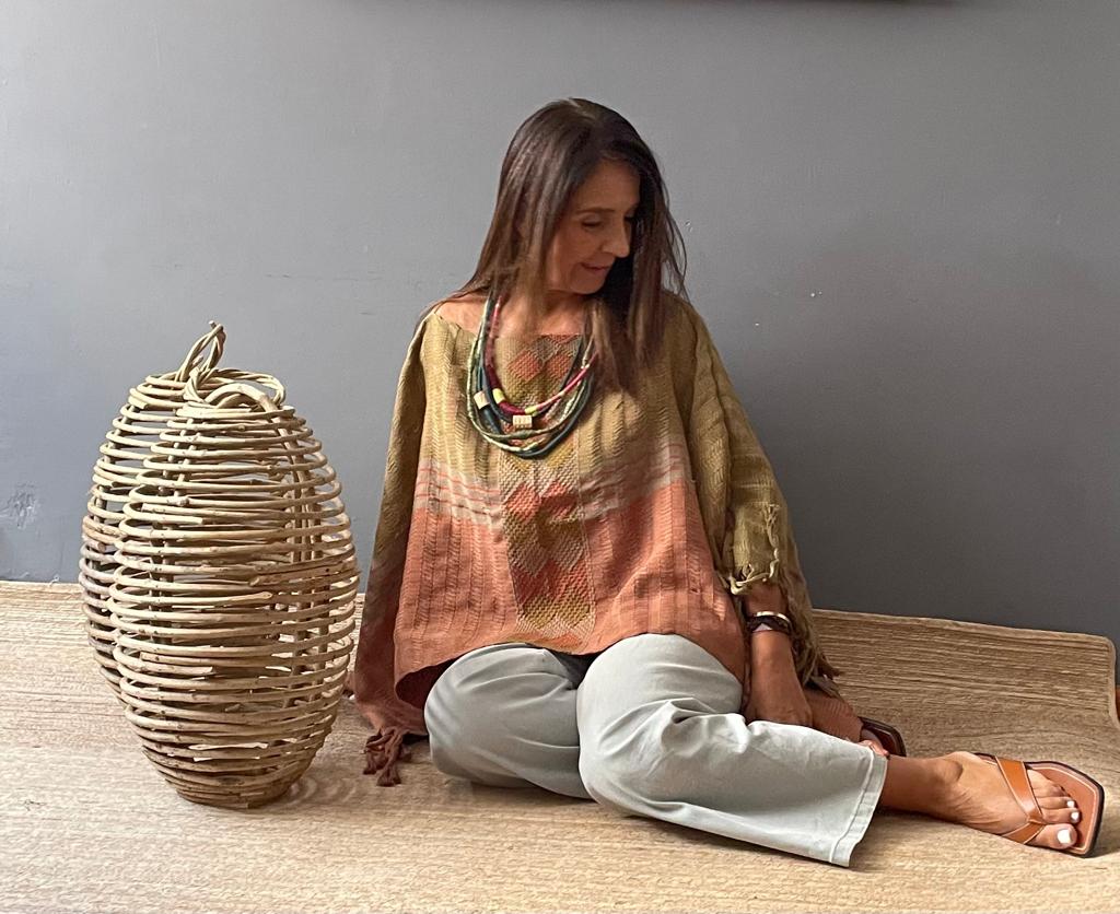 Blusa/Poncho Luum