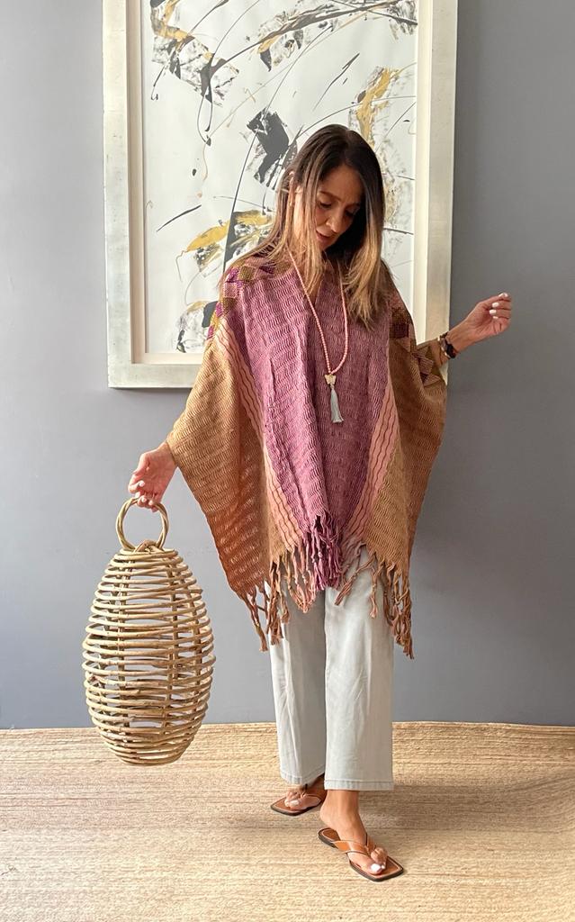 Blusa/Poncho Luum