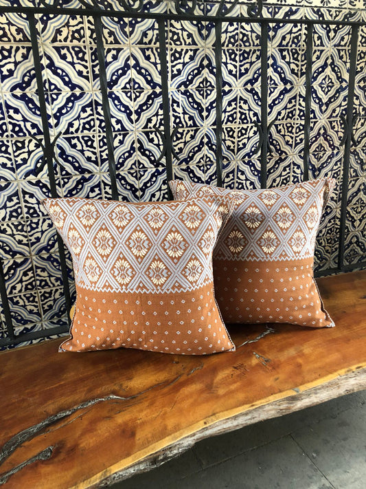 Cojín Telar de Cintura Brocado Flor y Canto