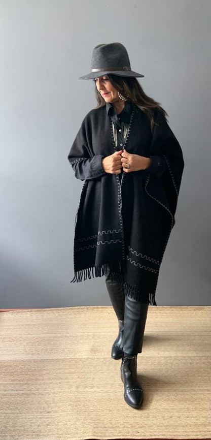 Ruana Bordada