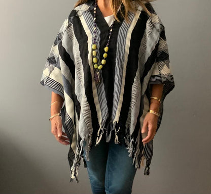 Blusa/Poncho Luum