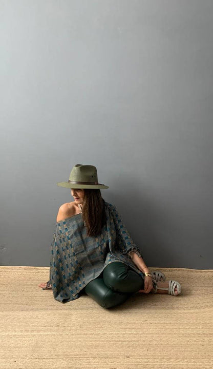 Blusa/Poncho Nazca