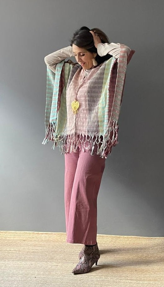 Blusa/Poncho Luum