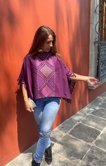 Poncho Takesi