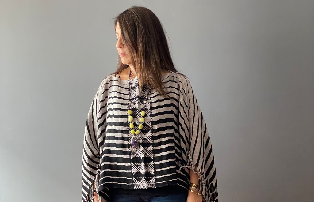 Blusa/Poncho Luum